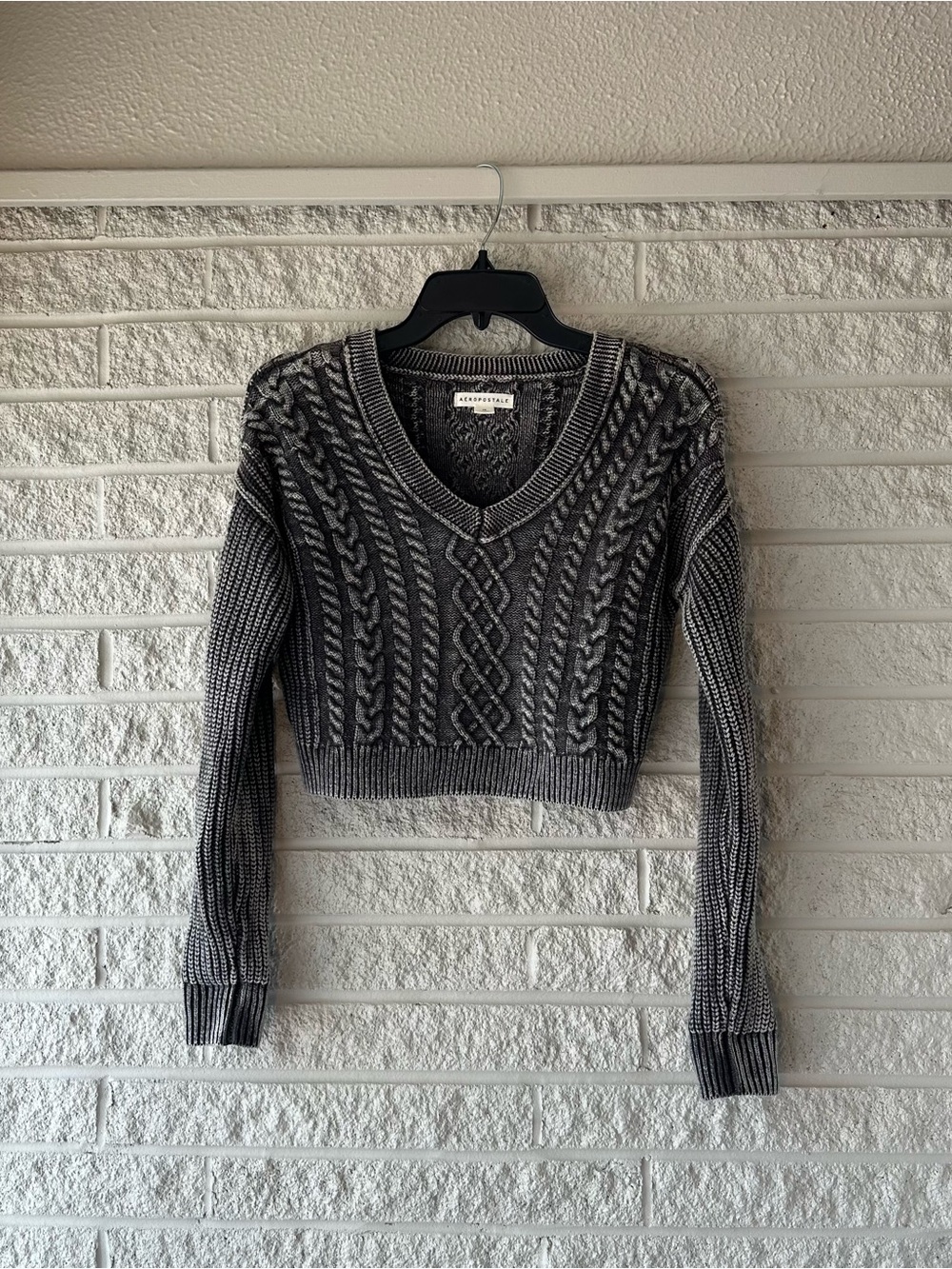 Aeropostale Gray Cable Knit Cropped Sweater